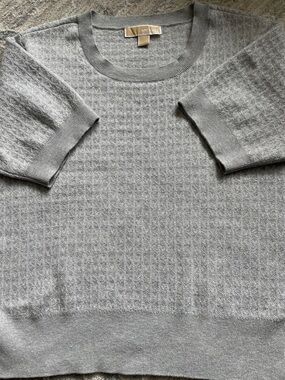 Michael Kors Short Sleeve Sweater MK all over monogram size XL gray silver